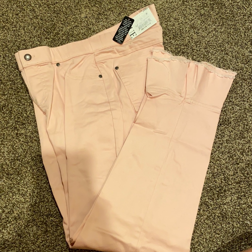 HUE TULIP FLARE DENIM